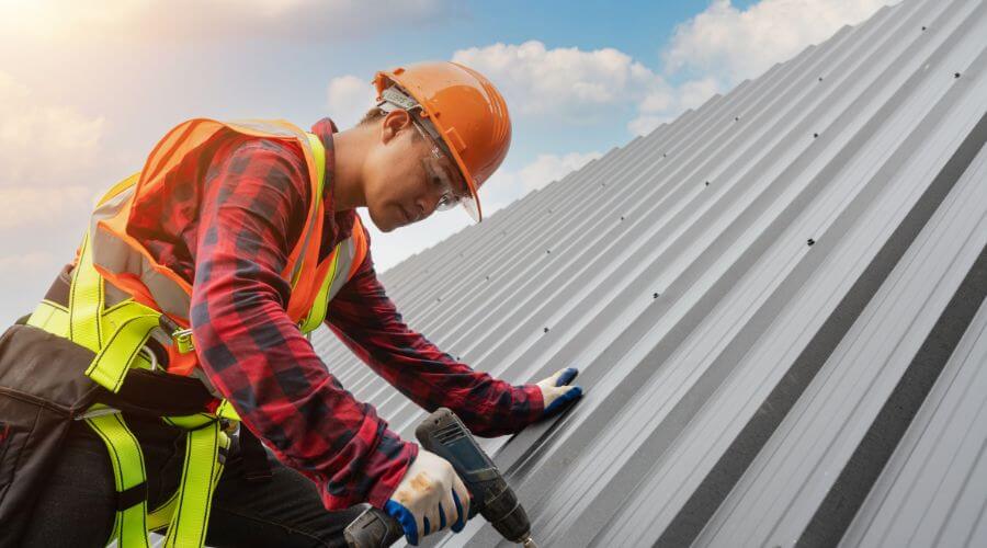 GAF roofing contractor in Floyds Knobs, IN